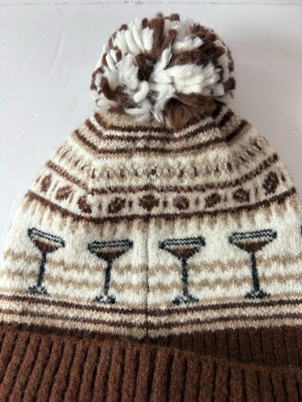 NWT Anthropologie Maeve Fairisle Holiday Libations Icon Beanie - Picture 4 of 10